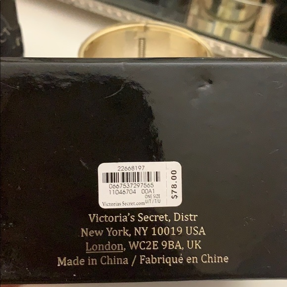 NWT Victoria’s Secret Bracelet - Picture 5 of 5